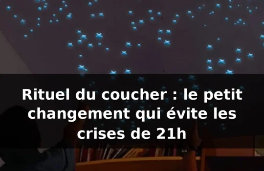 Rituel du coucher enfant avec plafond étoilé — illustration